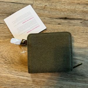 Clip N' Zip Wallet